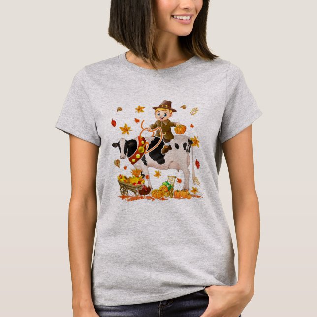 Camiseta Pilgrim Boy Riding Cow Thanksgiving Pilgrim Boy (Anverso)