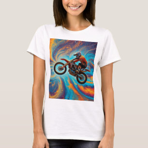 Camiseta Piloto de Motocross y Paisaje Onírico