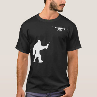 Camiseta Piloto piloto de aviones no tripulados de pie en b