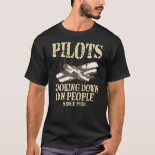 Camiseta Pilotos Mirando Abajo A La Gente Desde El Diseño D