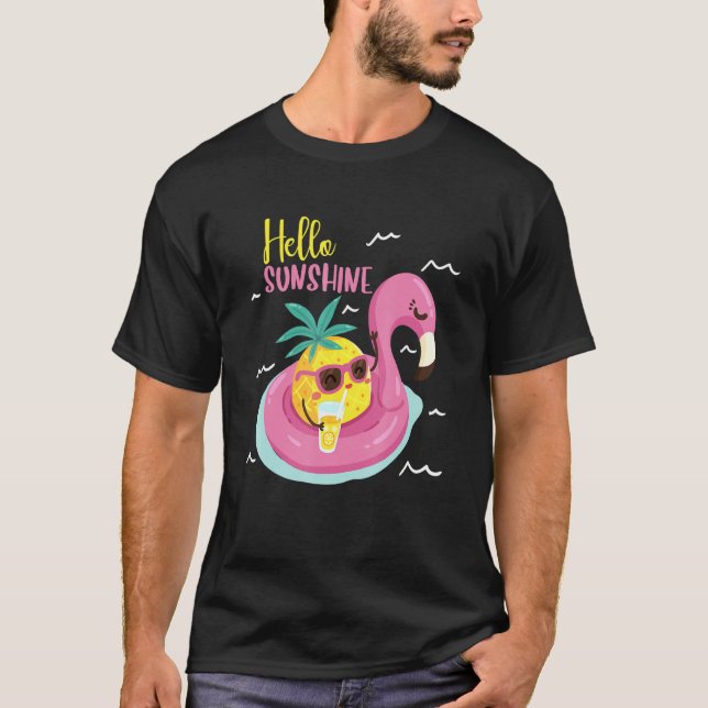 Camiseta Piña En Un Flamingo Ininflable - Cuerpo De Verano (Anverso)