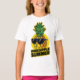 Camiseta Piña Soleada: Vibraciones de Verano con Gafas de S