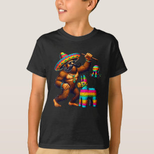 Camiseta Piñata de Bigfoot Cinco De Mayo Sasquatch Mexicano