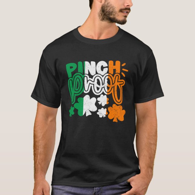Camiseta Pinch Proof Shamrock C St Patricks Day Irish Flag (Anverso)