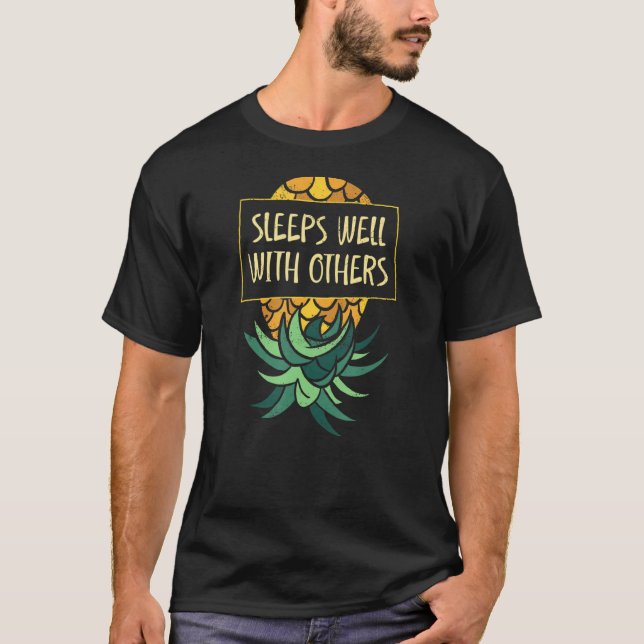 Camiseta Pineapple De Upside Down Bien Con Otros Graciosos  (Anverso)