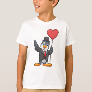 Camiseta Pingüino como Groom con Balón de Corazón
