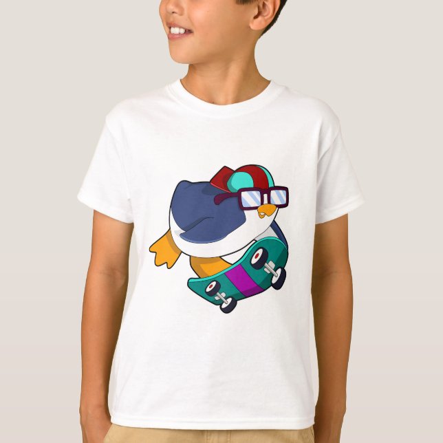 Camiseta Pingüino como patinador con patineta (Anverso)