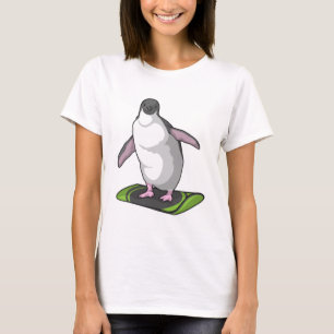 Camiseta Pingüino como snowboard