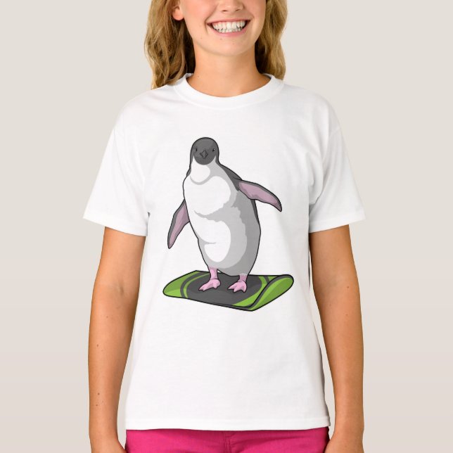 Camiseta Pingüino como snowboarder con snowboard (Anverso)