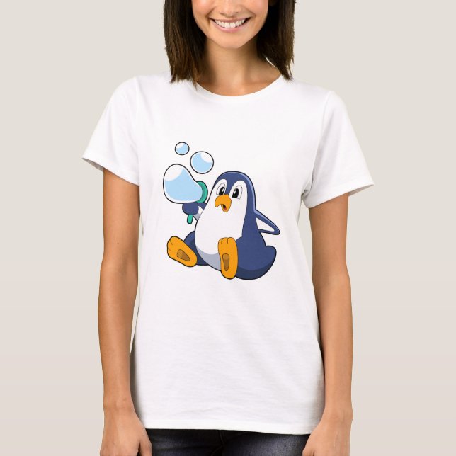 Camiseta Pingüino con burbujas de jabón.PNG (Anverso)
