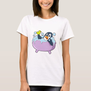 Camiseta Pingüino en la bañera con pato