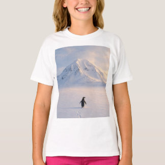 Camiseta Pingüino en montaña de nieve