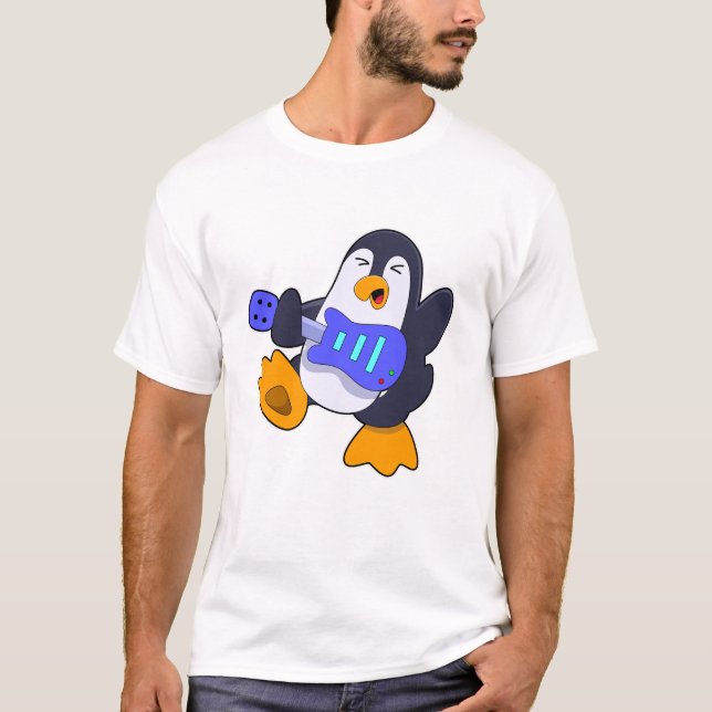 Camiseta Pingüino en Música con Guitarra (Anverso)