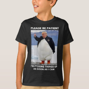Camiseta Pingüinos contra aranceles y manos de protesta con