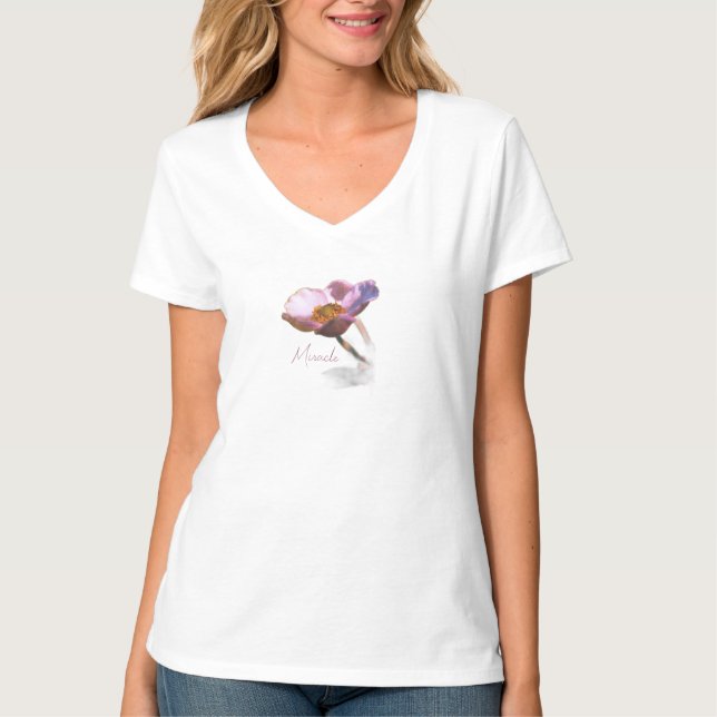 Camiseta Pink Dream Flowers – Elegant Fantasy Nature  (Anverso)