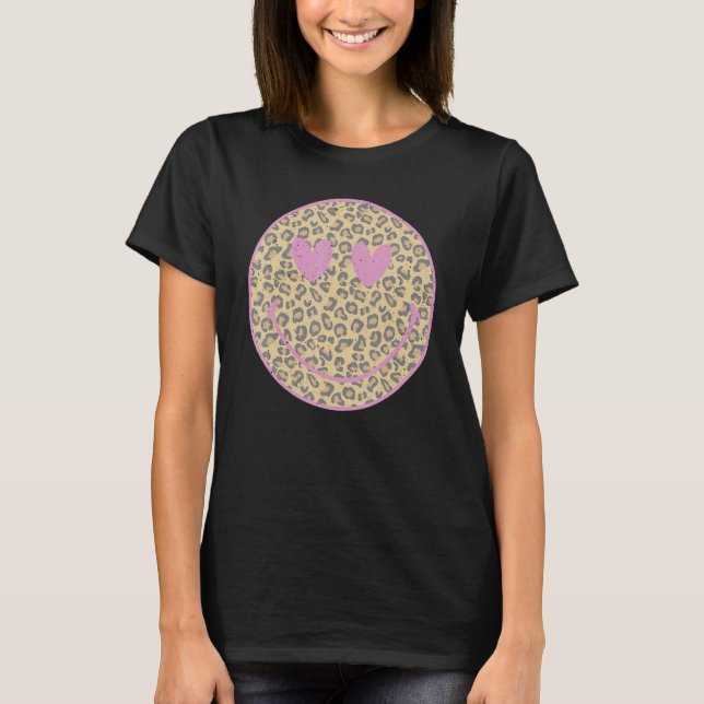 Camiseta Pink Leopard Smile Face  Heart Eyes Happy Face (Anverso)
