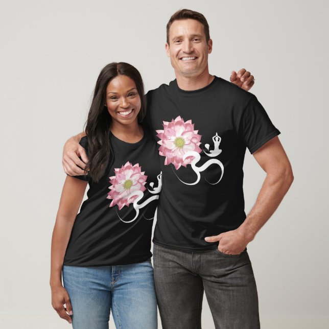 Camiseta Pink Lotus Flor Yoga & Zen Calligraphy Om Aum (Unisexo)