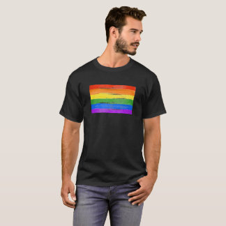 CAMISETA PINTURA DE LA BANDERA LGBT
