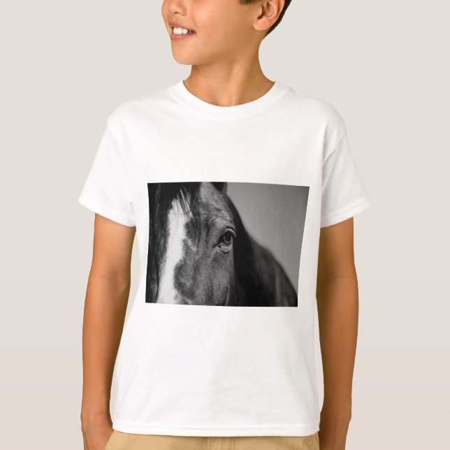 Camiseta Pintura de ojos de caballo blanco negro (Anverso)