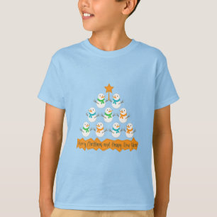 Camiseta Pirámide de árboles de Navidad hecha de muñecos de