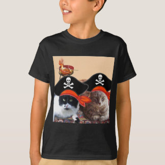 Camiseta PIRATA CATS, habla como el Día del Pirata