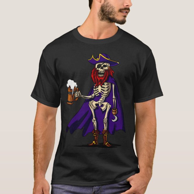Camiseta Pirata Esqueleto Bebiendo Cerveza (Anverso)