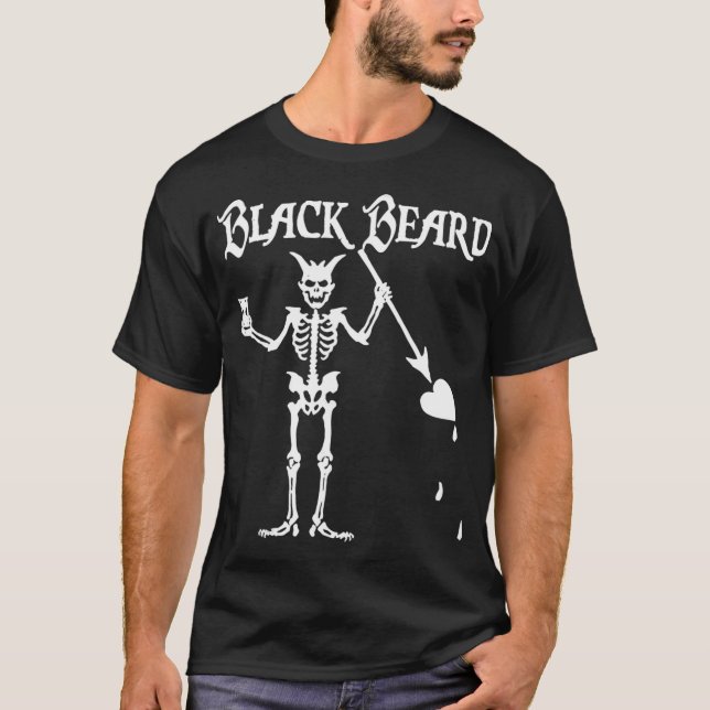 CAMISETA PIRATE BLACKBEARD TSHIRT (Anverso)