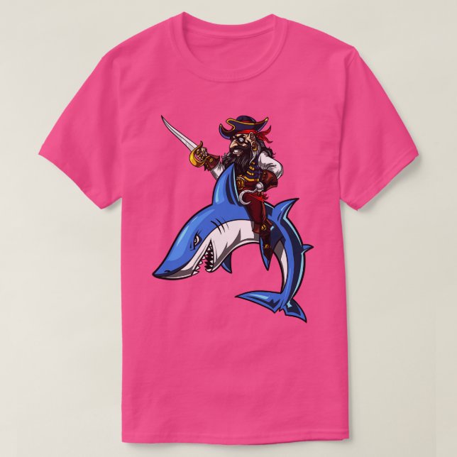 Camiseta Pirate Captin Riding Ocean (Diseño del anverso)