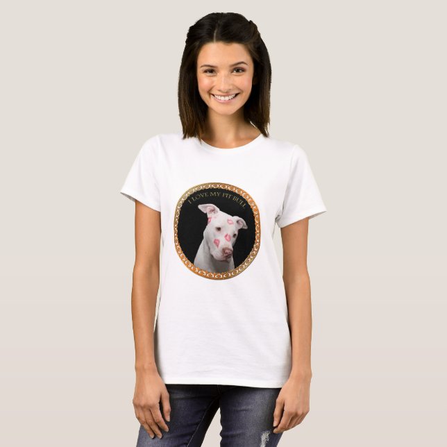 Camiseta Pitbull blanco con besos del rojo por todo su cara (Anverso completo)