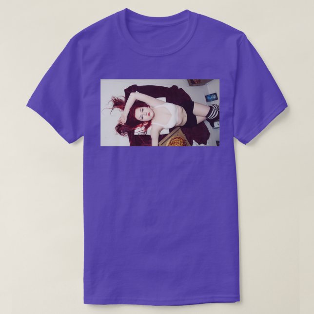Camiseta Pizza y Chill Pinup (Diseño del anverso)