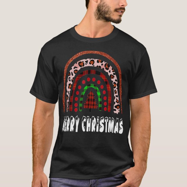 Camiseta Plaid Leopard Pattern Feliz Navidad 2021 Pine Tr (Anverso)