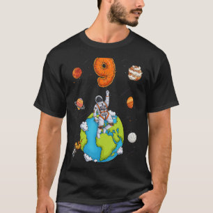 Camiseta Planetas astronautas espacian los 99 años 99