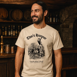 Camiseta Plantilla Vikinga Medieval Antigua de Thor