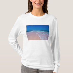 Camiseta Playa de arena rosa en Conch Bay, isla de Cat,