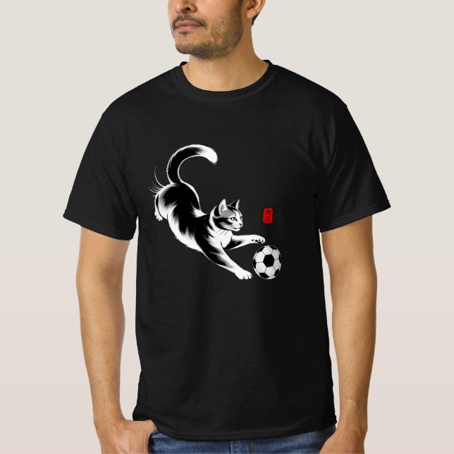 Camiseta Playful Soccer Cat T-Shirt - Gift for Cat Lovers (Anverso)