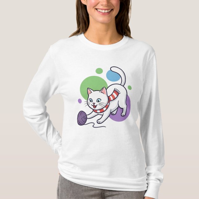 Camiseta Playful White Cat With Yarn (Anverso)