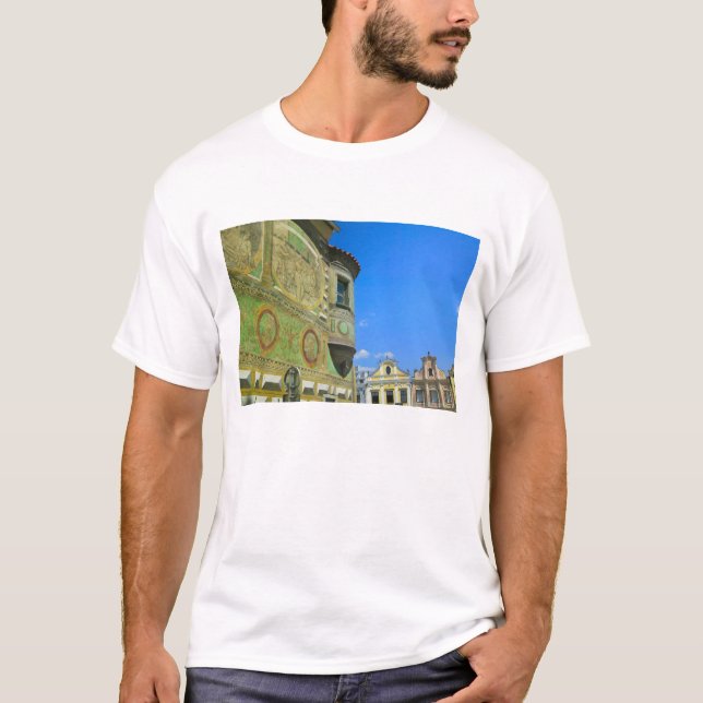 Camiseta Plaza del casco antiguo rodeada por el siglo XVI (Anverso)