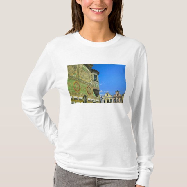 Camiseta Plaza del casco antiguo rodeada por el siglo XVI (Anverso)