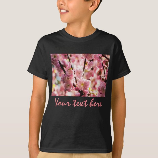 Camiseta Pluma de flores - Paradismo rosa (Anverso)