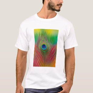 Camiseta pluma de pavo real de cerca
