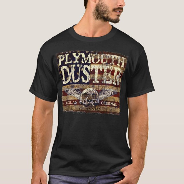 Camiseta Plumero de Plymouth contra la bandera erosionada - (Anverso)