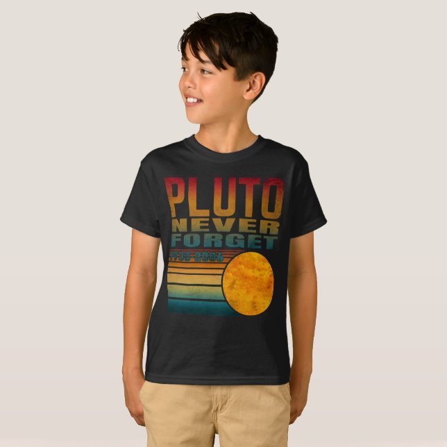 Camiseta Pluto Never Forget (Anverso completo)