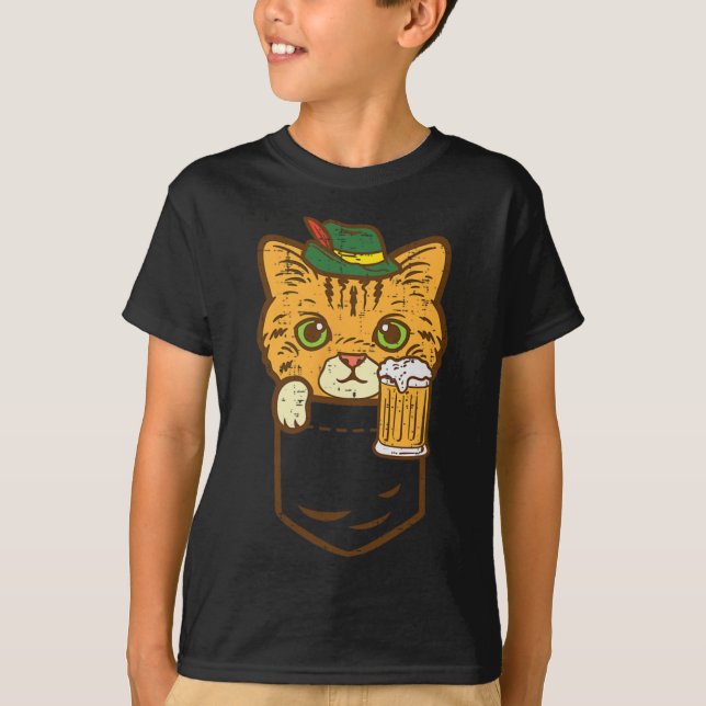Camiseta Pocket Cat Octubre Fiesta Gorra Bavarian Kitten Ge (Anverso)