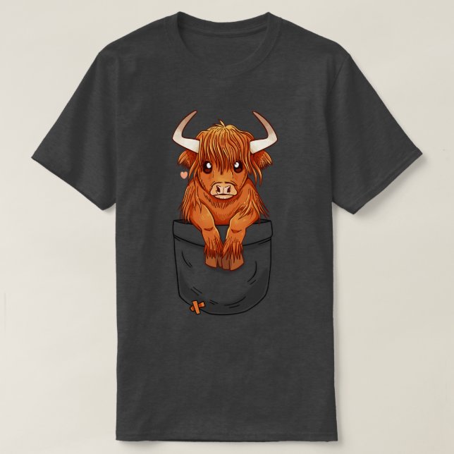 Camiseta Pocket Cute Scottish Highland Cow (Diseño del anverso)
