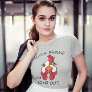 Camiseta Pollo Gracioso de Gallina que Cacarea y Descubre