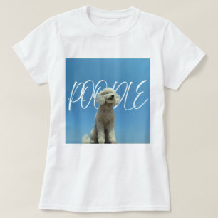 Camiseta Poodle Antiguo Bajo Cielo Azul Gráfico de Mamá Per
