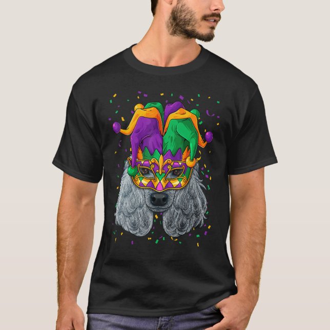 Camiseta Poodle Mardi Gras Dog Face Carnival Jester Festiva (Anverso)