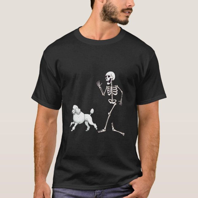 Camiseta Poodle y esqueleto divertidos de Halloween (Anverso)