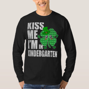 Camiseta Pop it me besa que estoy en el jardín de infancia