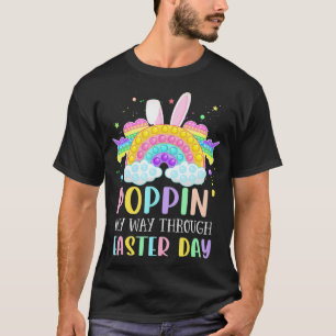 Camiseta Poppin' Mi camino a través del Día de Pascua Conej